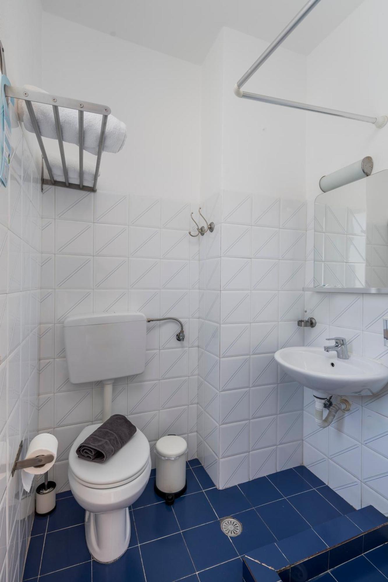 Bofor Studios & Rooms Livadakia Quarto foto