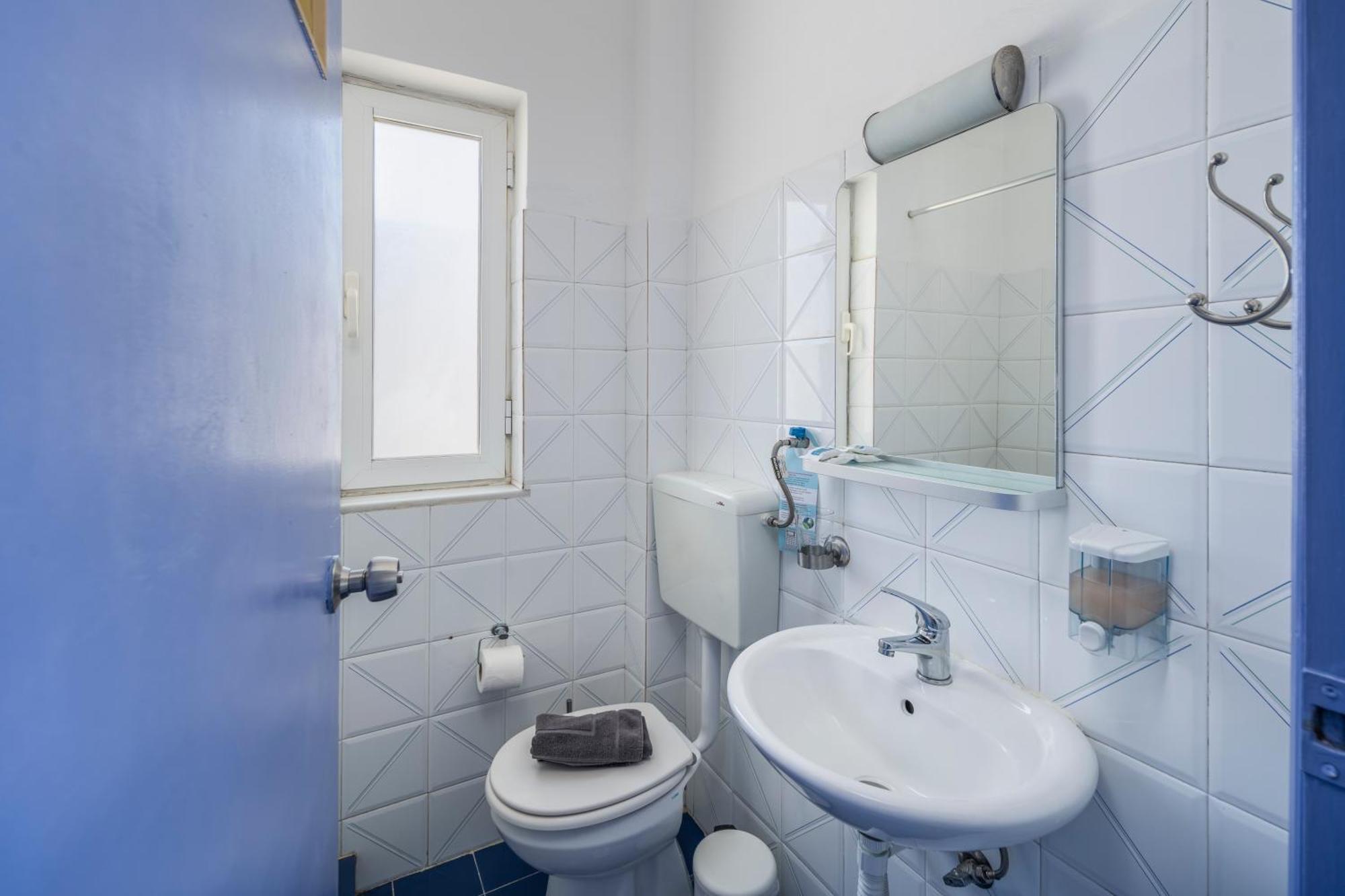 Bofor Studios & Rooms Livadakia Quarto foto